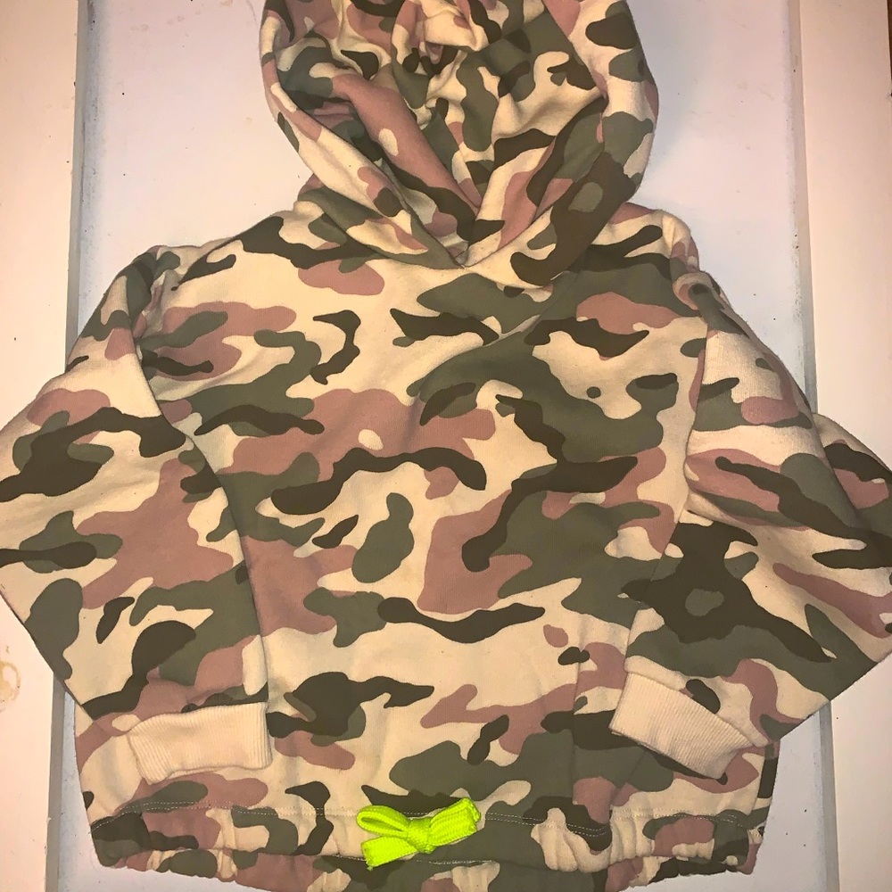 Zara girls camo hoodie size 7